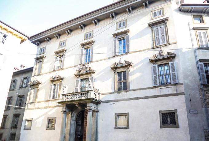 ベルガモ Palazzo Terzi Bed & Breakfast エクステリア 写真